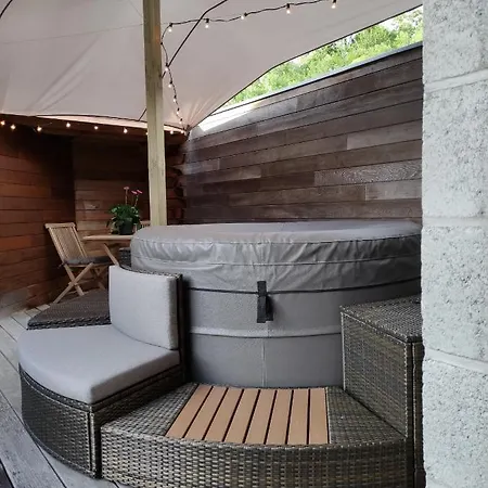 Bed & Breakfast A L'ombre Du Clocher Avec Jacuzzi Et Sauna Privatifs *