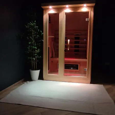 A L'ombre Du Clocher Avec Jacuzzi Et Sauna Privatifs *